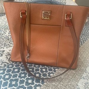 Dooney & Bourke light brown purse